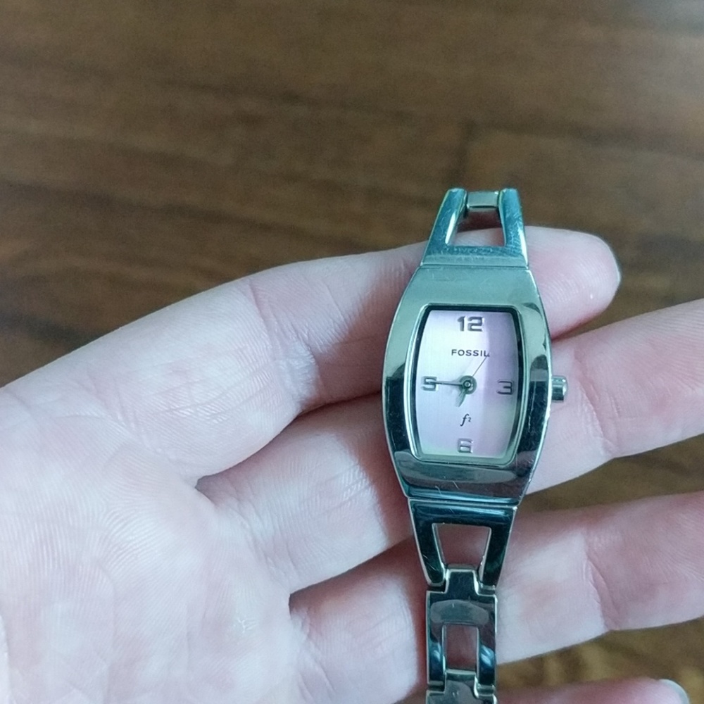 🚫SOLD🚫Stainless Steel Fossil watch